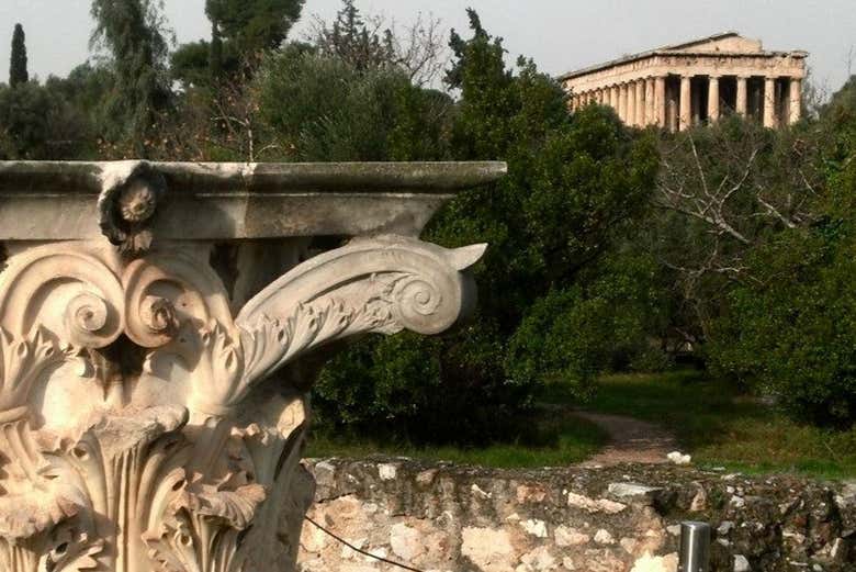 Entrada al Ágora de Atenas con audioguía