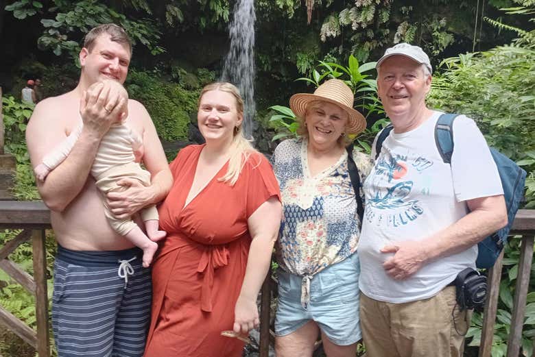 Tour por el Jardín Botánico, Reserva Central y playa de Roseau