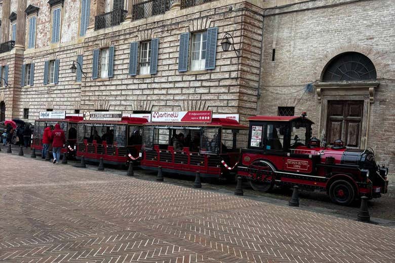 Tren turístico de Gubbio