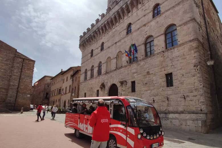 Autobús turístico de Montepulciano