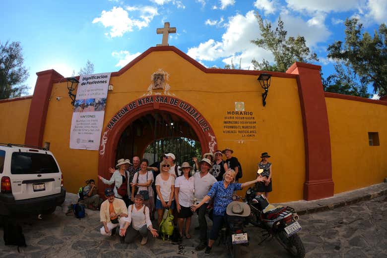Día de Muertos en el Panteón de Nuestra Señora de Guadalupe