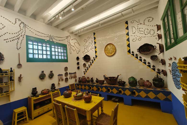 Tour por los museos de Frida Kahlo: la Casa Azul y la Casa Roja + Museo León Trotsky