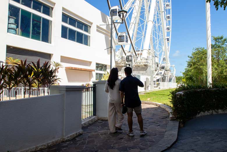Sky Wheel Cancun + Tour de artesanía y joyería