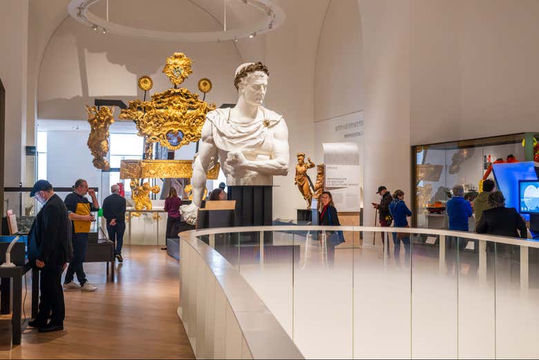 Entrada al Museo Nacional de la Marina de París