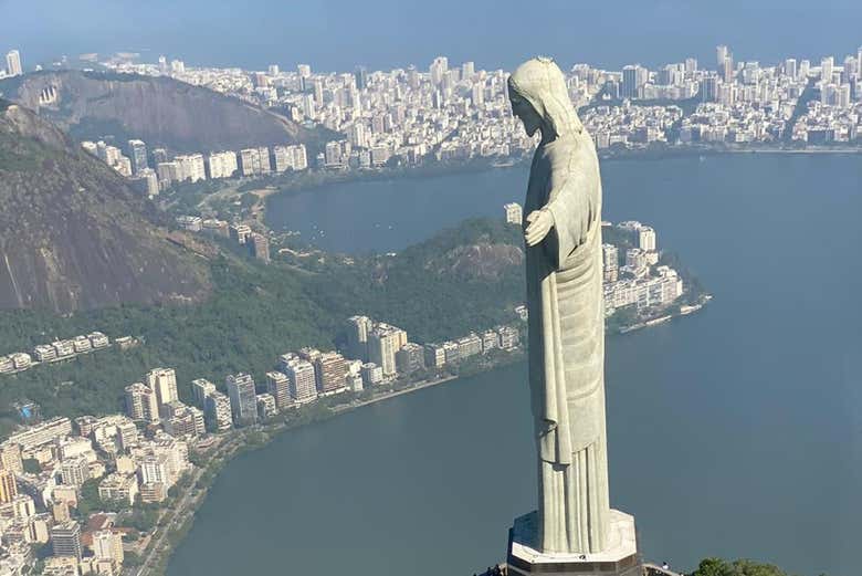 Paseo en helicóptero por el Cristo Redentor