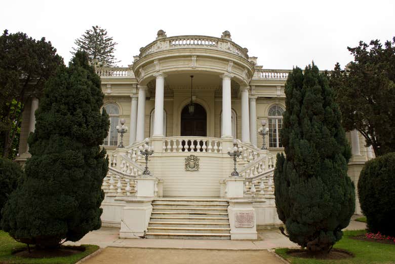 Tour por los palacios Vergara y Rioja