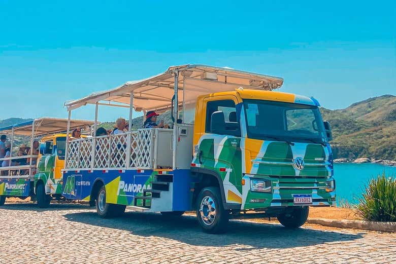 Tour en jardineira por Búzios + Paseo en goleta