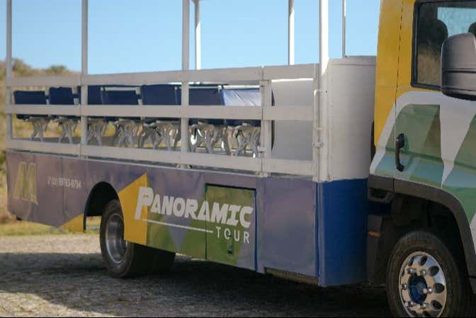 Tour en jardineira por Búzios + Paseo en goleta