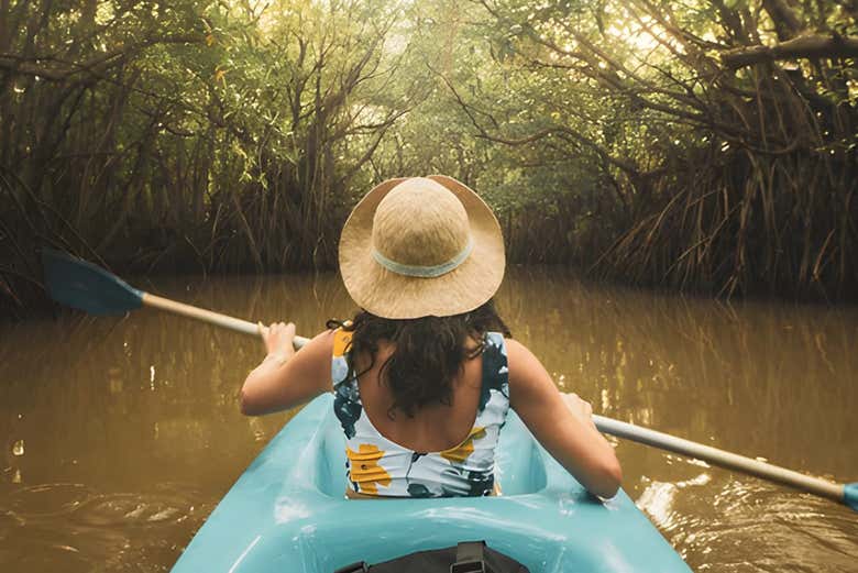 Tour en kayak por el lago de Negombo