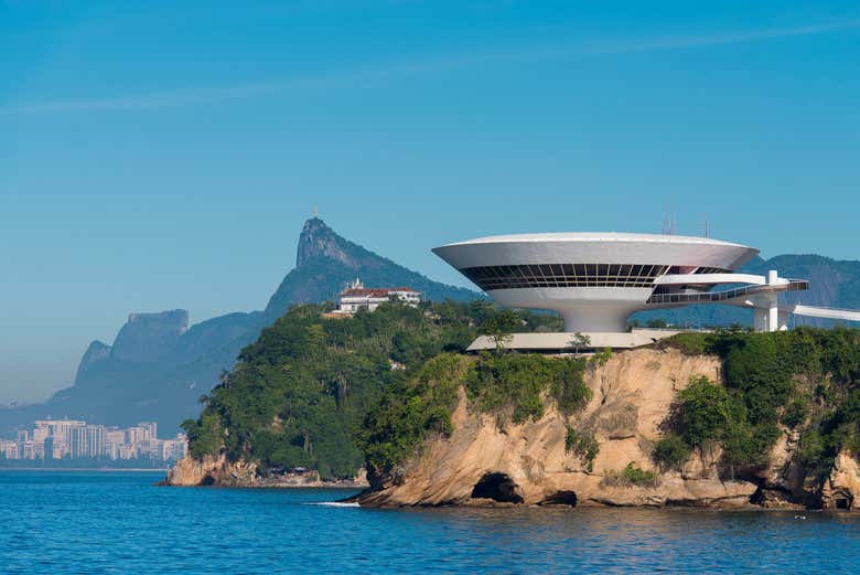 Excursión a Niterói + Visita al Museo de Arte Contemporáneo