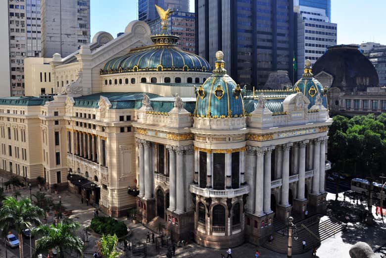 Tour por el Teatro Municipal y la Biblioteca Nacional