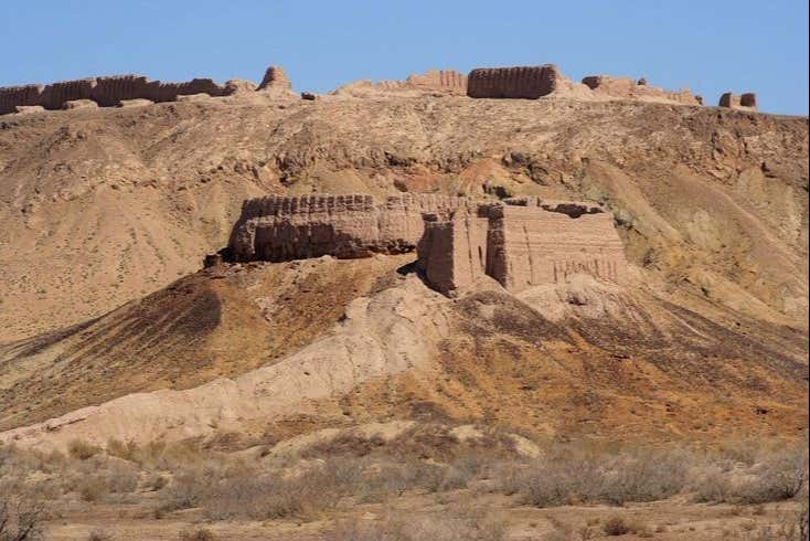 Excursión privada a las fortalezas del desierto de Kyzyl Kum