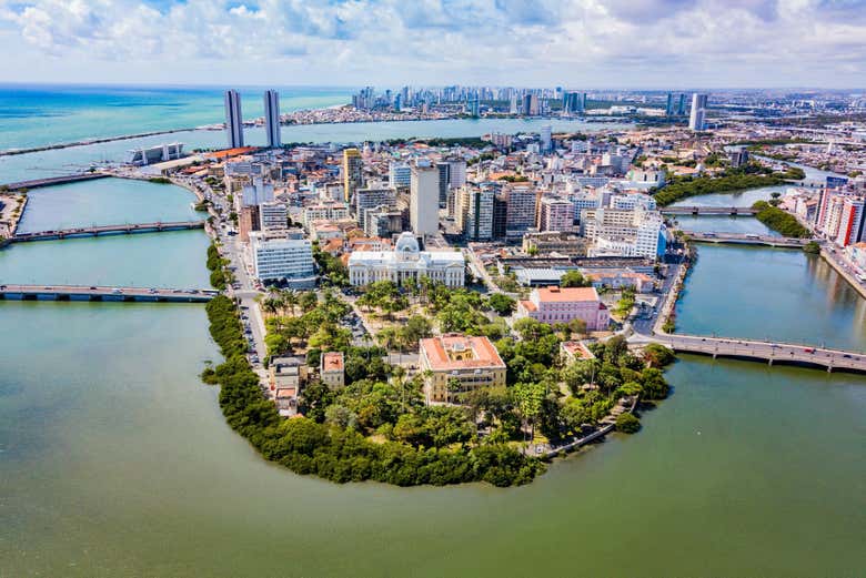 Paseo en catamarán por el río Capibaribe