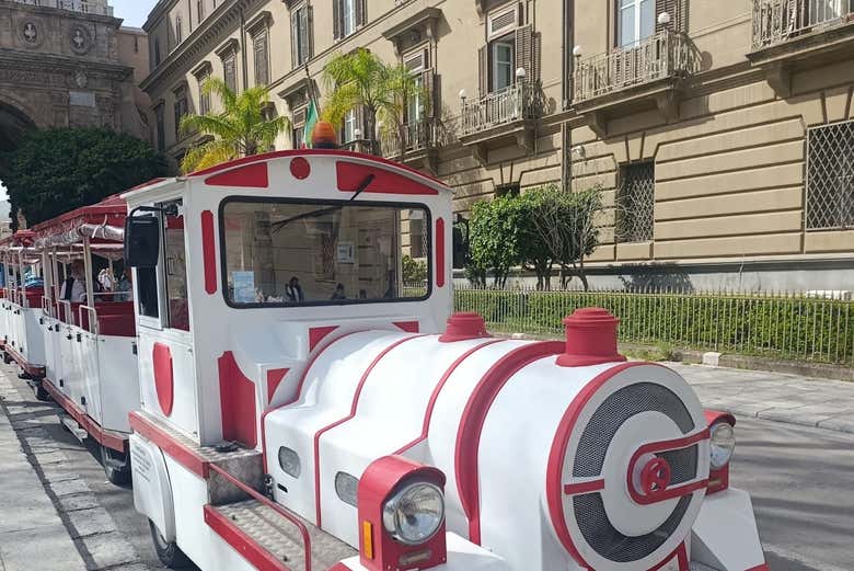 Tren turístico de Palermo