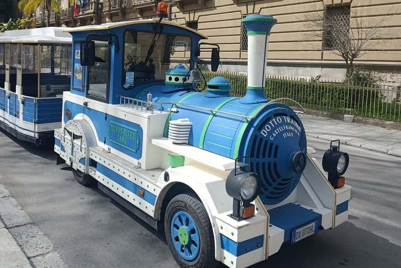 Tren turístico de Palermo
