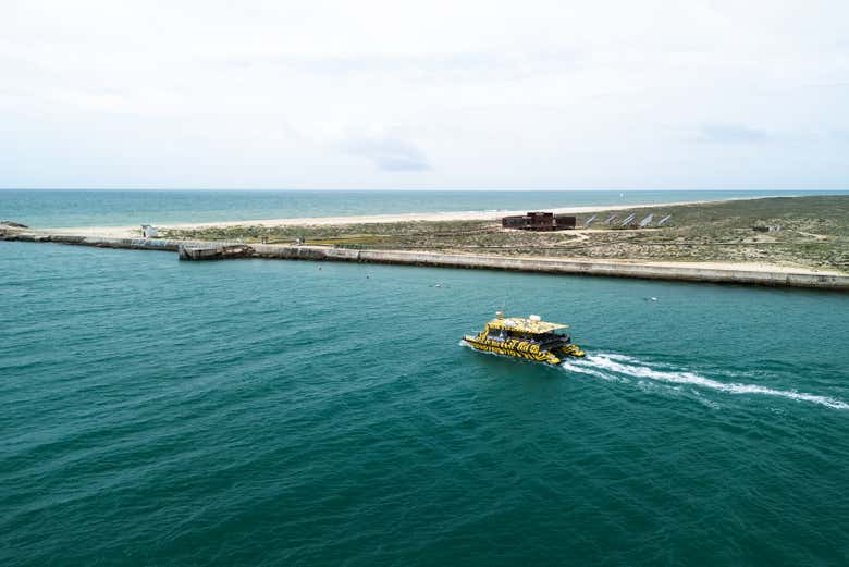 Ferry entre Faro e Isla Deserta