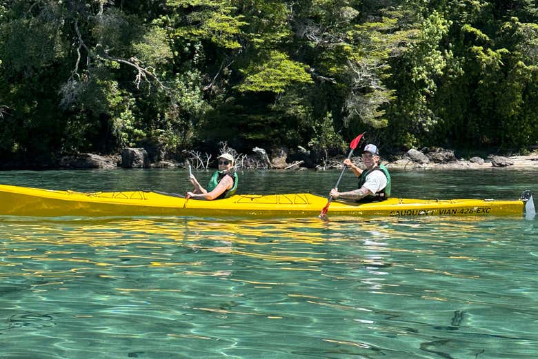 Tour en kayak por el Parque Nacional Nahuel Huapi