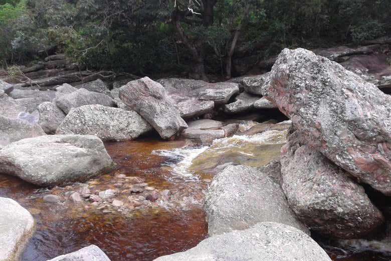 Senderismo por la cascada del Sossego y el Ribeirão do Meio