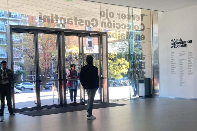 Visita guiada por el Museo de Arte Latinoamericano de Buenos Aires