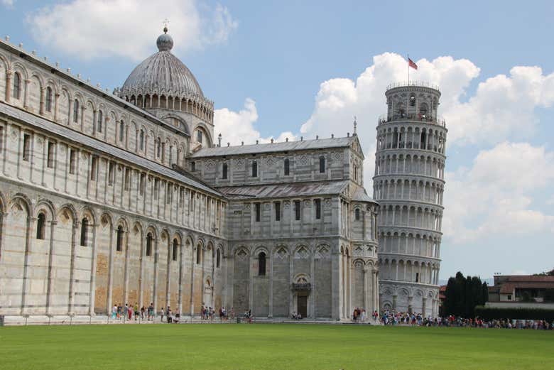 Excursión a Pisa y San Gimignano
