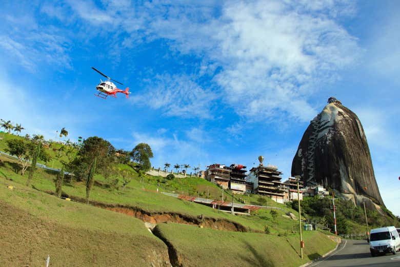 Transporte entre Medellín y Guatapé
