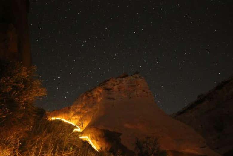 Observación de estrellas en el Cañón del Antílope