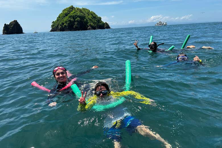 Excursión a Isla Tortuga + Snorkel