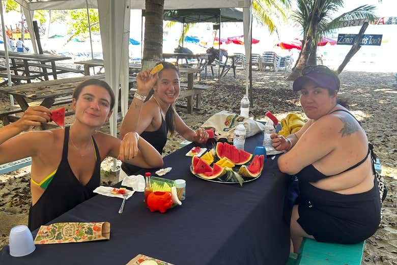 Excursión a Isla Tortuga + Snorkel