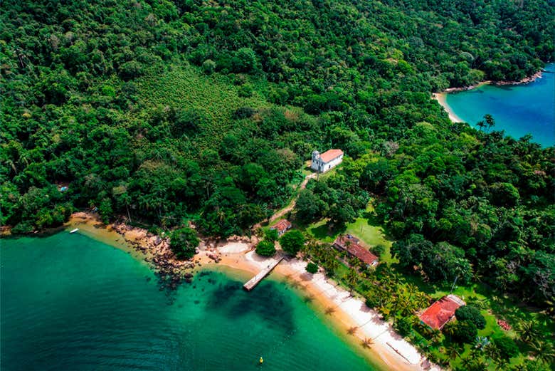 Excursión a Angra dos Reis + Paseo en barco pirata