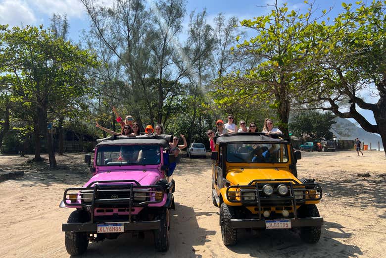 Tour en 4x4 por Barra da Tijuca, Prainha y la playa de Abricó