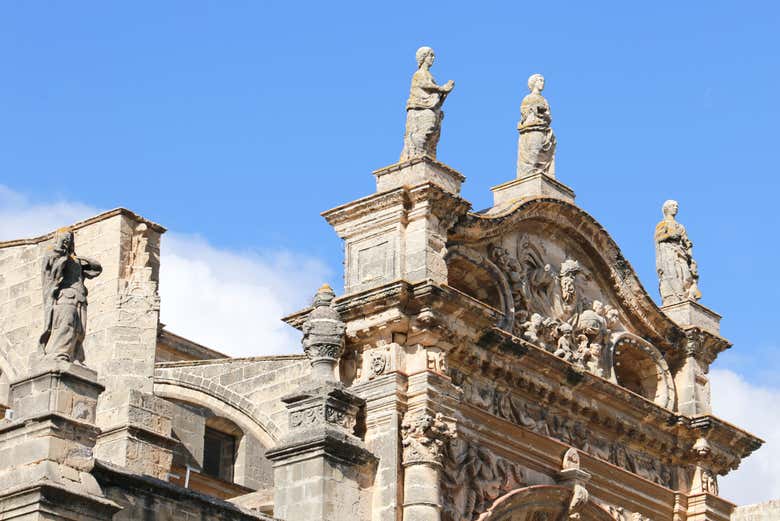Visita guiada por El Puerto de Santa María + Cata de vinos a ciegas