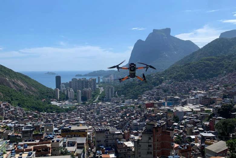 Tour en moto por la favela de Rocinha o Vidigal + Vídeo con dron