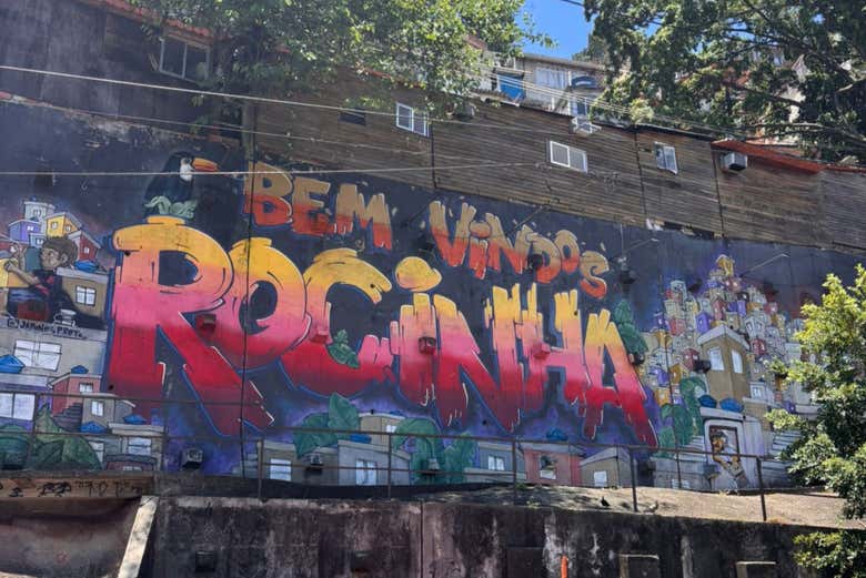 Tour en moto por la favela de Rocinha o Vidigal + Vídeo con dron