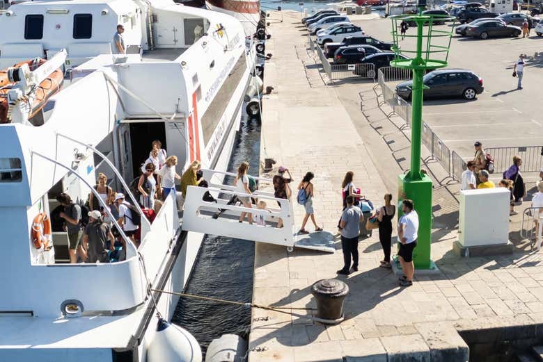Ferry entre Dubrovnik y Hvar