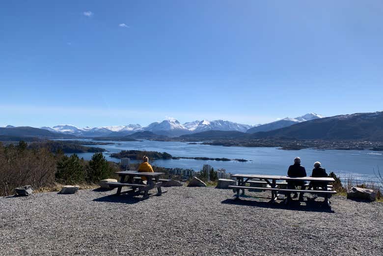Tour por Ålesund y el Monte Aksla