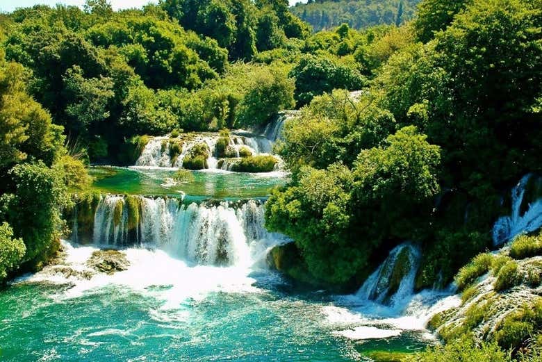 Excursión a las cascadas de Akchour y el Puente de Dios