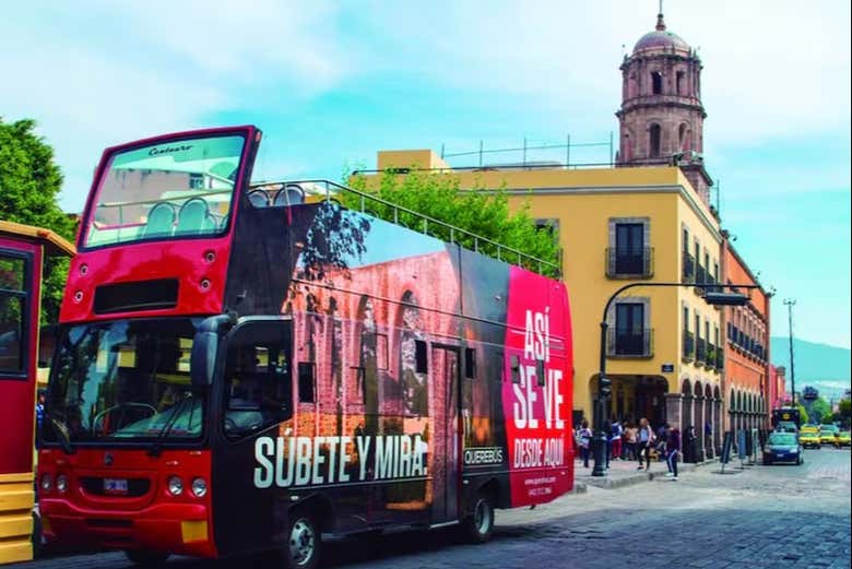 Tour en el Querebús, el autobús turístico de Querétaro