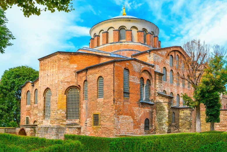 Visita guiada por el Palacio de Topkapi con acceso al harén + Iglesia de Santa Irene