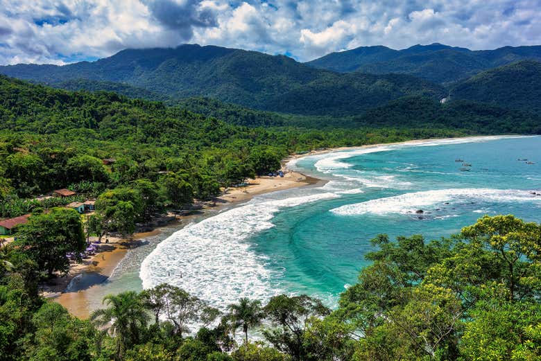 Avistamiento de ballenas en Ilhabela
