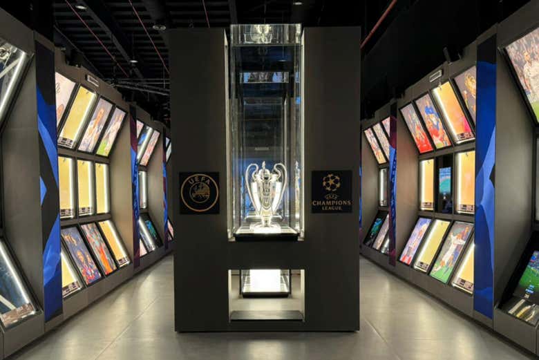 Entrada a LEGENDS: The Home of Football Experience