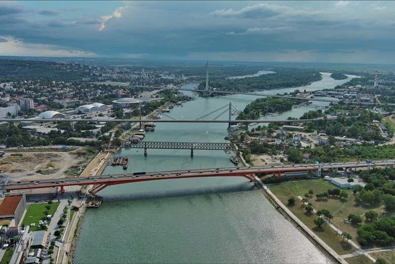 Paseo en barco por los ríos Sava y Danubio
