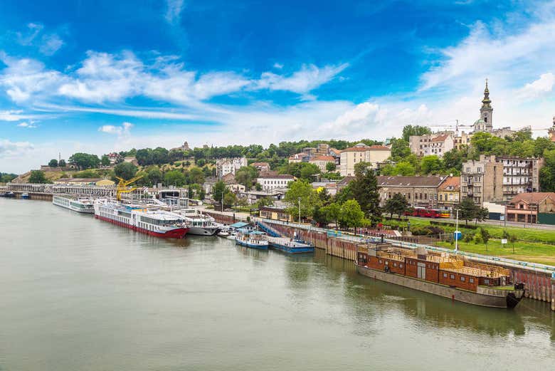 Paseo en barco por los ríos Sava y Danubio