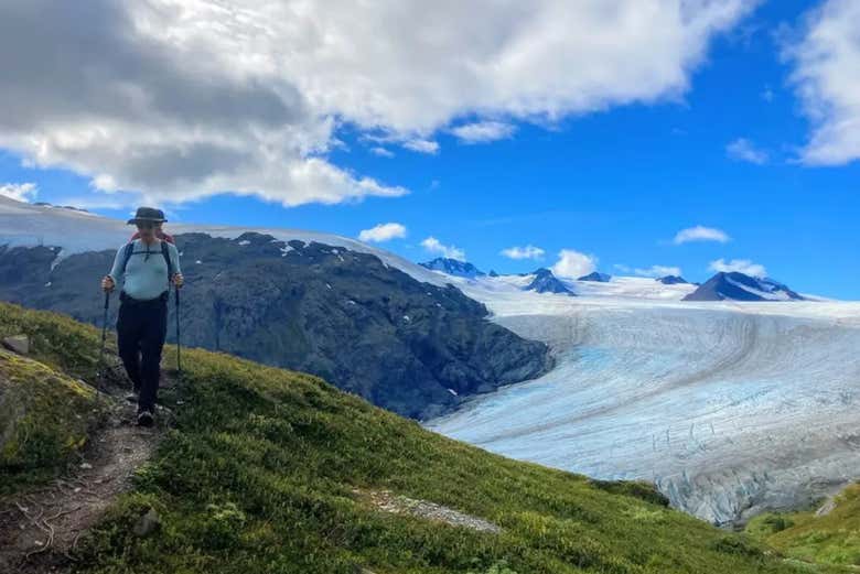Trekking por el Campo de Hielo Harding