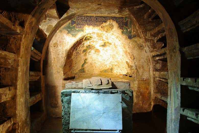 Visita guiada por las Catacumbas de San Gaudioso