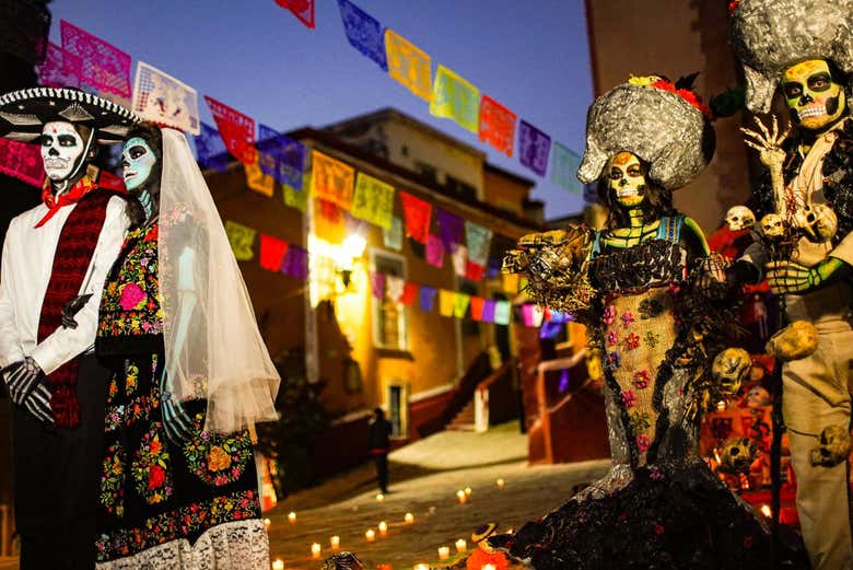 Entradas para la callejoneada del Día de Muertos - Galería 1