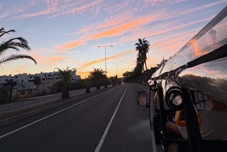 Tour en tuk tuk por Nerja y Maro
