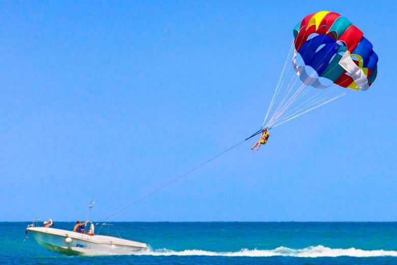 Parasailing en Punta Cana