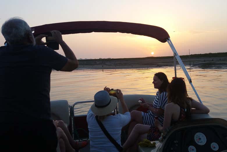 Paseo en catamarán por la Ría Formosa al atardecer