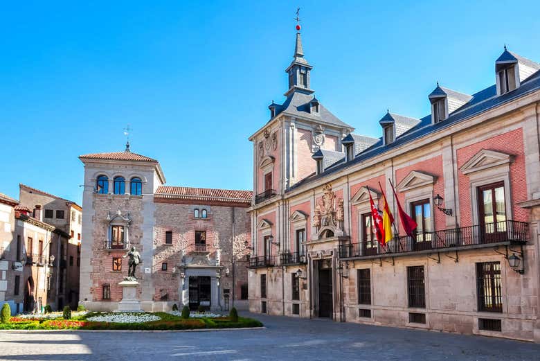 Tour de los misterios y leyendas de Madrid