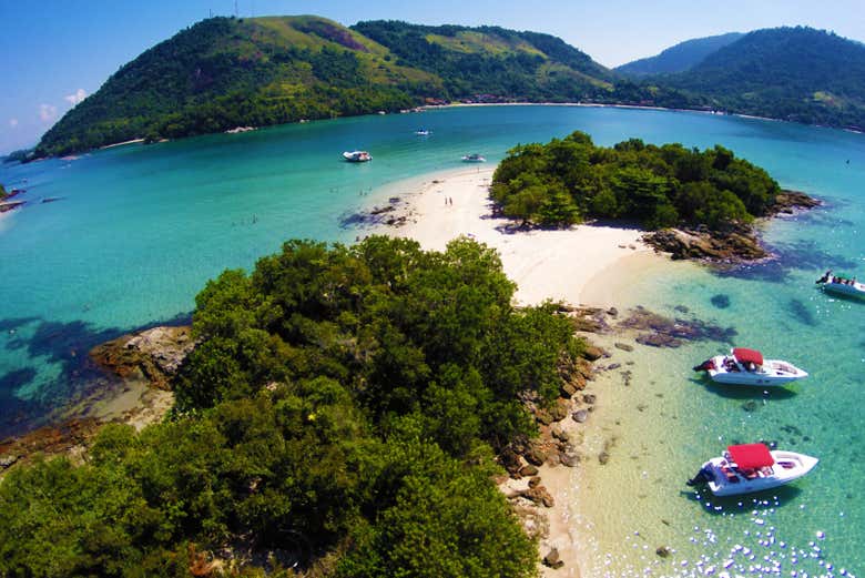 Paseo en barco por las playas de Angra dos Reis